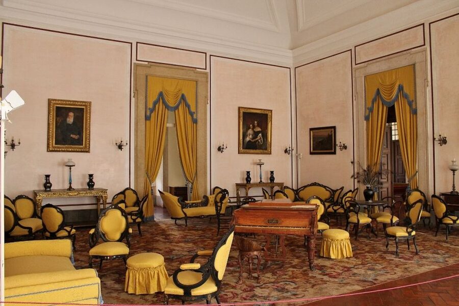 From Lisbon: Óbidos and Mafra Palace Private Tour - Why this Lisbon day trip works