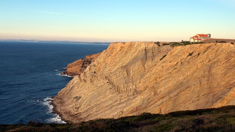 From Lisbon or Sesimbra: 4x4 Tour to Cape Espichel - Meco and the quieter side of the coast