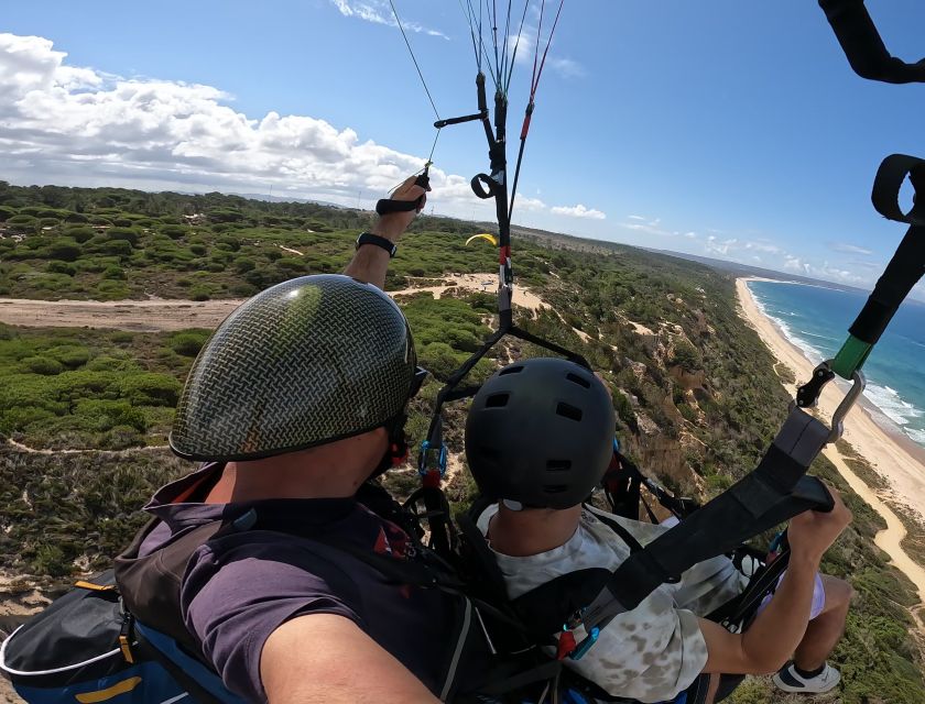 From Lisbon: Paragliding Pack (Flight+Video+Transportation) - Should you book it?