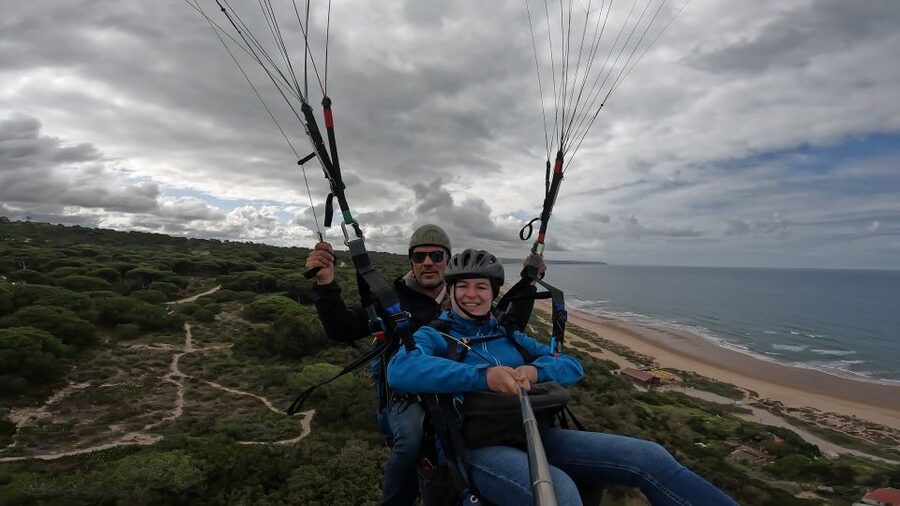 From Lisbon: Paragliding Pack (Flight+Video+Transportation) - Booking details worth knowing before you go