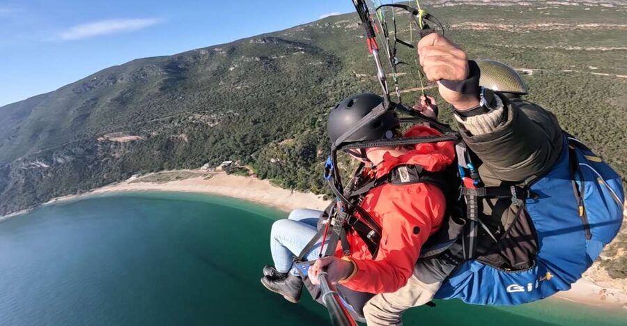 From Lisbon: Paragliding Pack (Flight+Video+Transportation) - The briefing makes the flight feel manageable