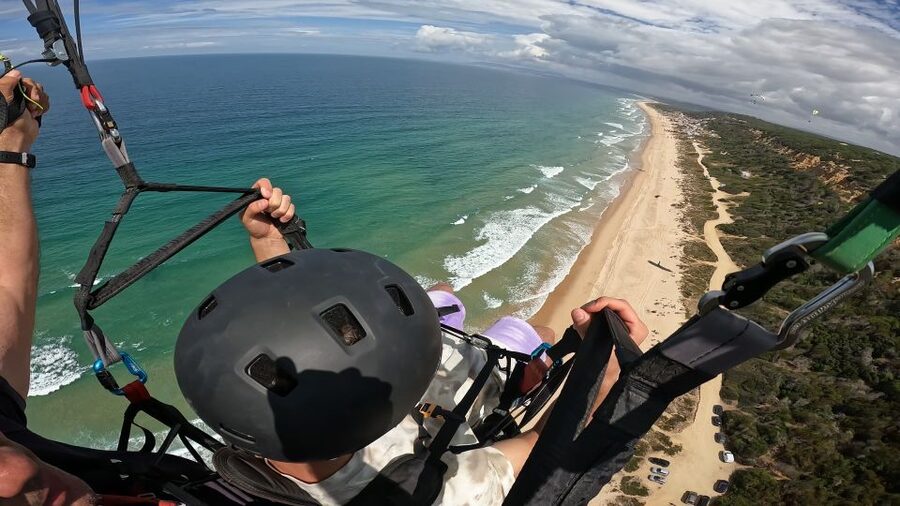 From Lisbon: Paragliding Tandem Flight - The people behind the canopy