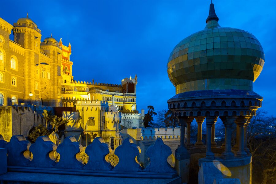 From Lisbon: Pena Palace, Regaleira, Sintra & Cascais Tour - Pena Palace terraces and the ticket decision