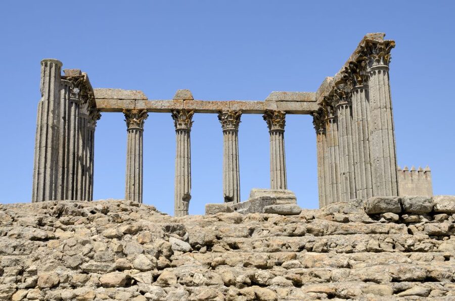 From Lisbon: Private Customized Small-Group Tour to Evora - Starting with hotel pickup in Lisbon