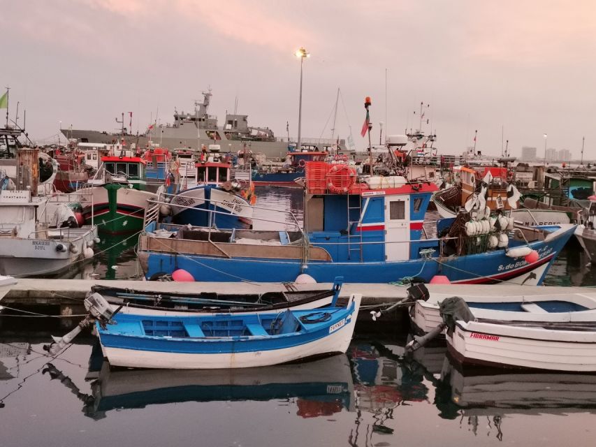 From Lisbon: Private Scenic Wine Tour in Arrabida - Sesimbra, California Beach, and a local sweet
