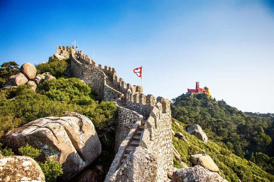 From Lisbon: Sintra and Cabo da Roca Tour with Hidden Gems - What the guide adds to the day