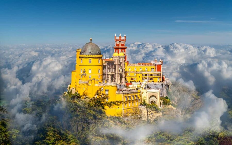 From Lisbon: Sintra and Cabo da Roca Tour with Hidden Gems - Sintra town, palaces, and the first big decision