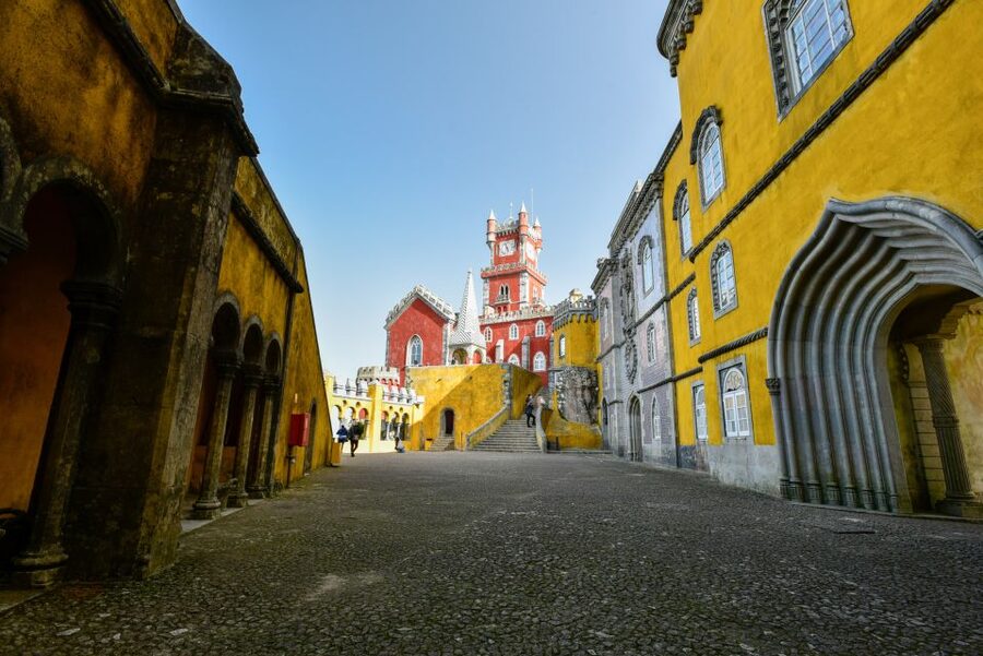 From Lisbon: Sintra and Cascais Full-Day Private Tour - Quinta da Regaleira and the National Palace