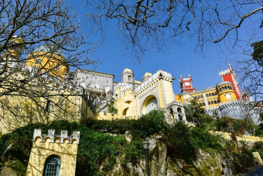 From Lisbon: Sintra and Cascais Full-Day Private Tour - Cascais and the Estoril coast