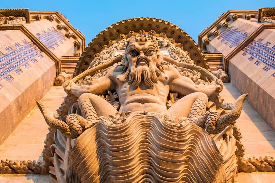 From Lisbon: Sintra Cascais Guided Tour with a Local Expert - What the $193 price really covers