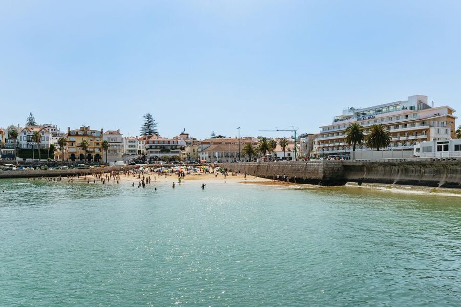 From Lisbon: Sintra & Cascais Small Group Tour with Tickets - Reaching Pena Palace before the crowds