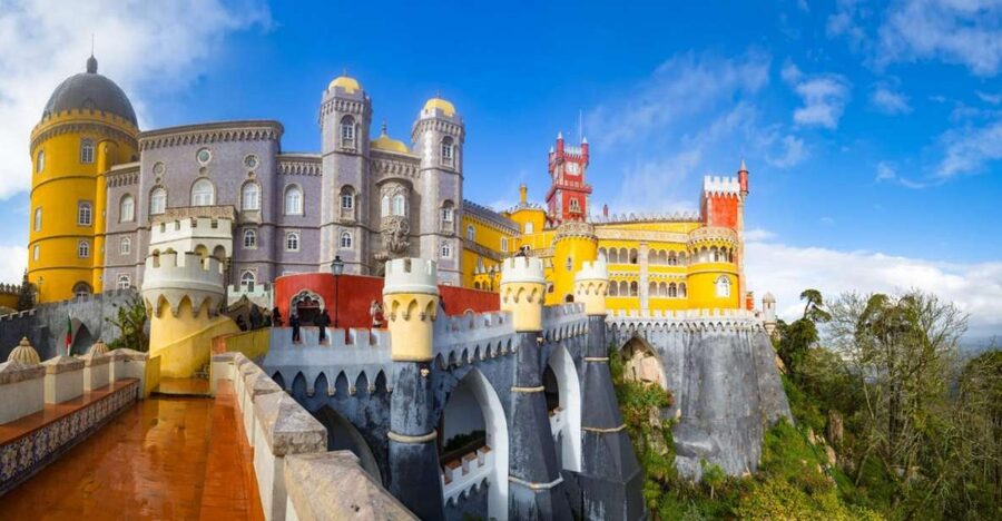 From Lisbon: Sintra Private tour Half-Day in a premium car - Pena Palace, Sintra’s colorful hilltop showpiece