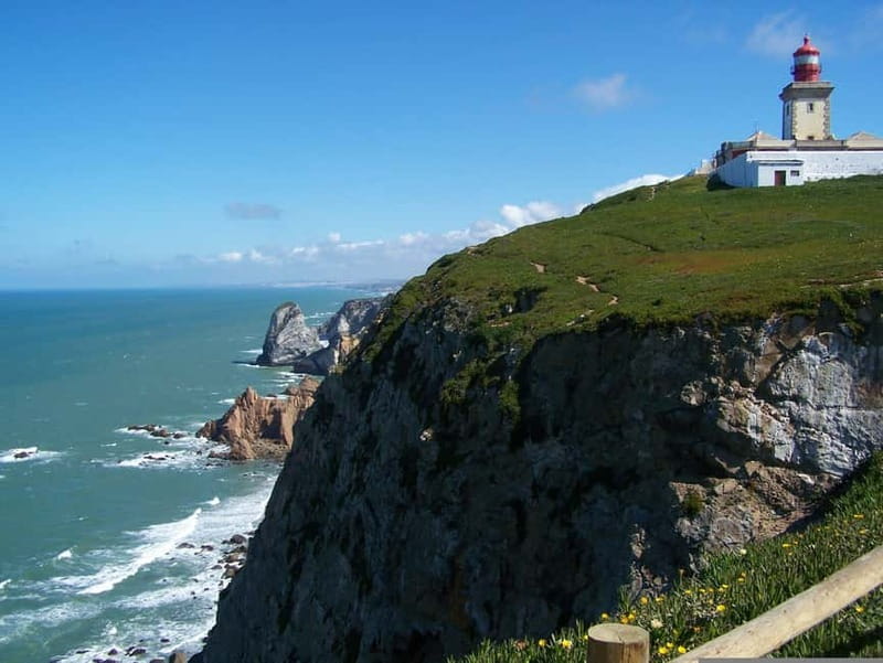 From Lisbon: Sintra Sights, Cabo da Roca, & Cascais Day Trip - Sintra town and the pastry break
