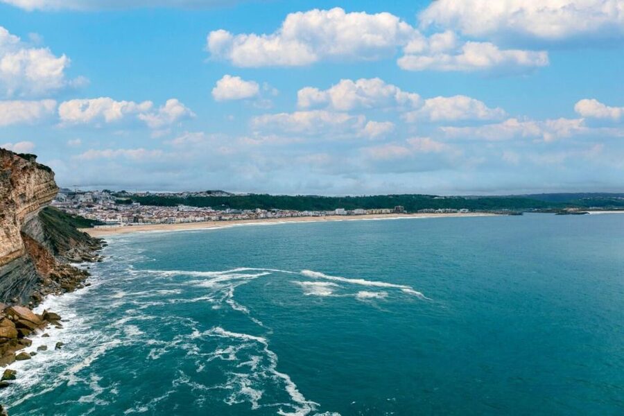 From Lisbon: Tansfer to Porto with stops until 3 cities - Nazaré for ocean views and surf energy
