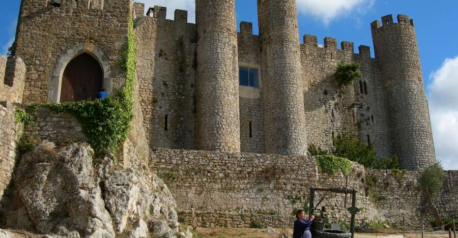 From Lisbon: Town-Hopping Transfer to Porto - Key points to know before booking