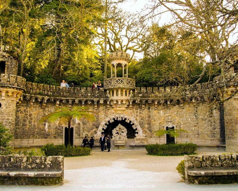 From/To Lisbon: Sintra Hop-on Hop-off Tickets + Audio Guide - Using Sintra’s hop-on-hop-off buses