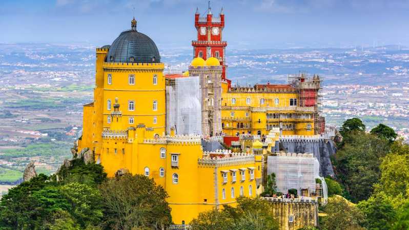 From/To Lisbon: Sintra Hop-on Hop-off Tickets + Audio Guide - The Lisbon to Sintra train ride