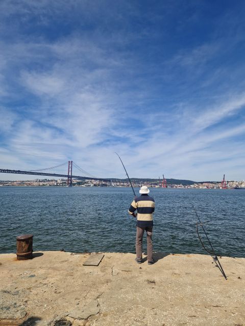 Full city of Lisbon on board of a private car - Senhora do Monte gives you Lisbon in one sweeping view