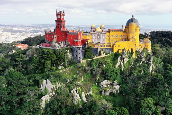 Guided Tour to Sintra, Pena, Regaleira, Cabo da Roca and Cascais - Guincho Beach and the Atlantic weather