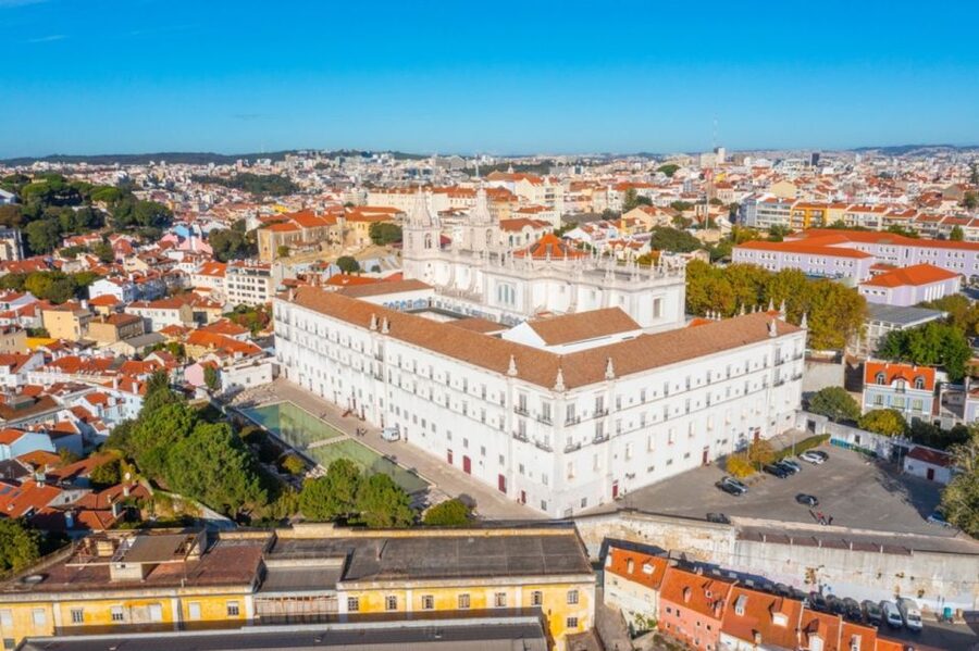 Half-Day Private Tour in Lisbon - Pastéis de Belém finishes the route on a simple note
