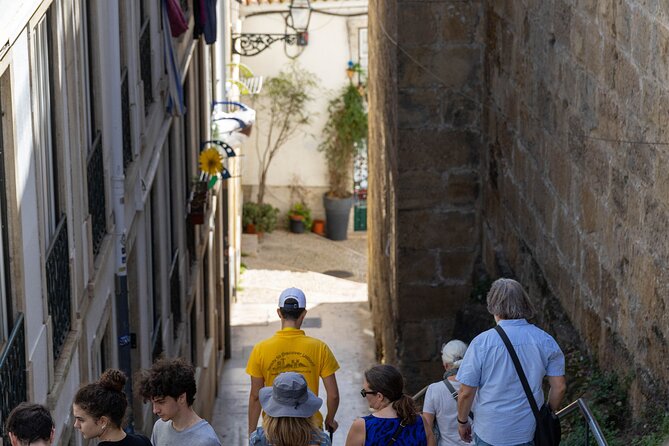 Historic Walking Tour Through Lisbon’s Oldest Neighborhood - Finishing at Lisbon Cathedral