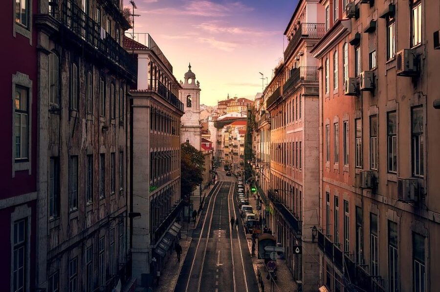 Historical Tuk Tuk Tour, Viewpoints and Old Neighborhoods - Why this tuk tuk route works for a first look at Lisbon