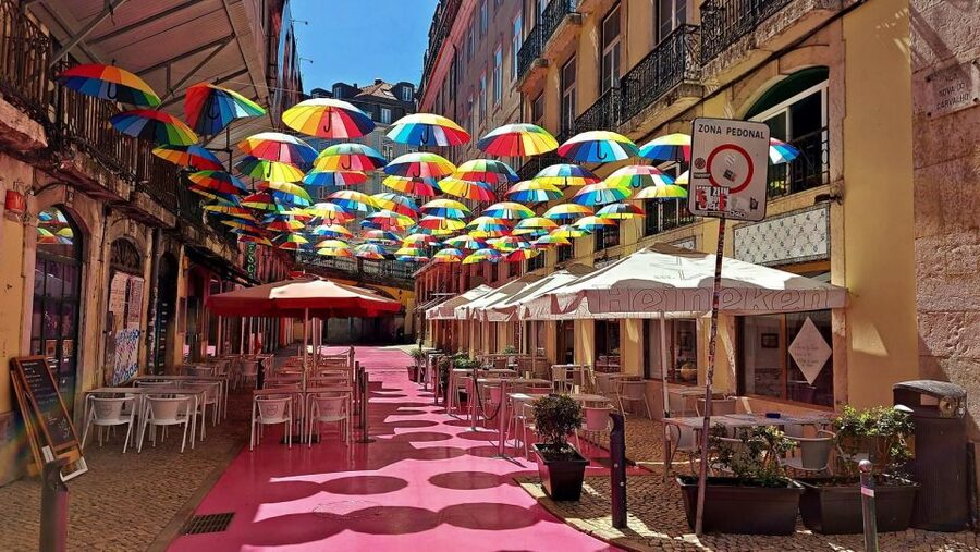 Historical Tuk Tuk Tour, Viewpoints and Old Neighborhoods - Alfama is the heart of the experience