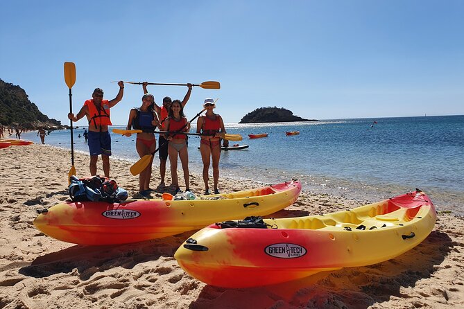 Kayak and Snorkeling Adventure in Lisbon - Cliff jumping for the willing