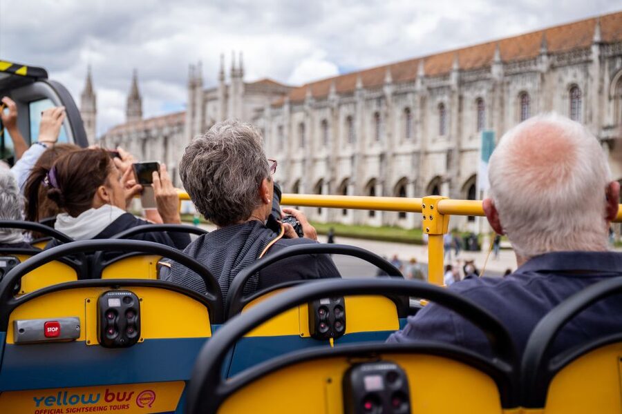 Lisbon: 1-or 2-Day Hop-On Hop-Off Bus Tour - Who should book this Lisbon tour?