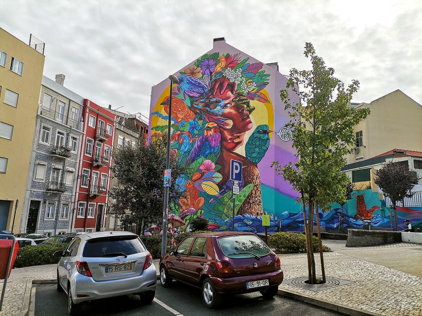 Lisbon: 2-Hour Street Art Photo Tour - Key points at a glance