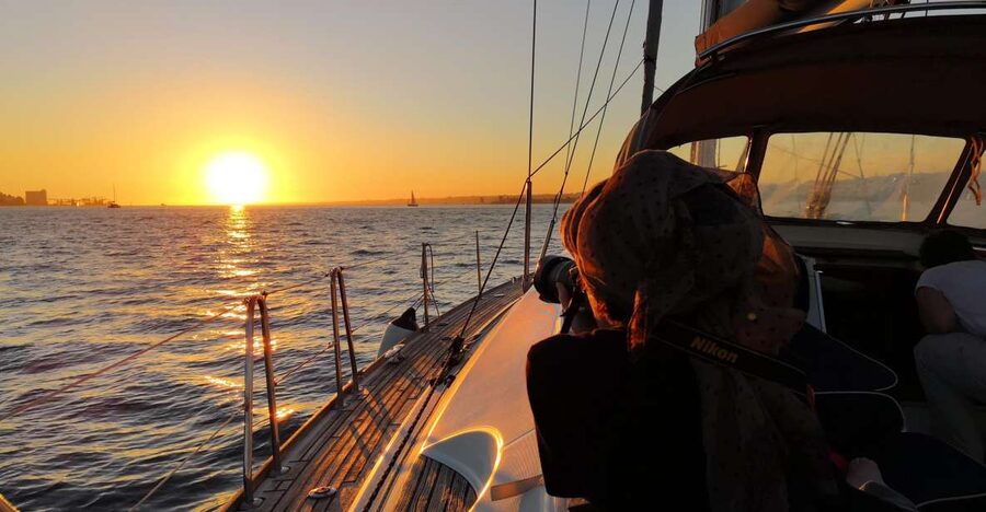 Lisbon: 2-Hour Sunset Sailing Tour on Luxury Sailing Yacht - Why a Tagus sunset cruise works so well