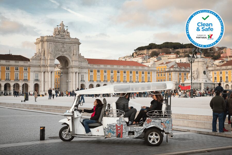 Lisbon: 2h Old Lisbon Tuk Tuk Tour - Key points at a glance