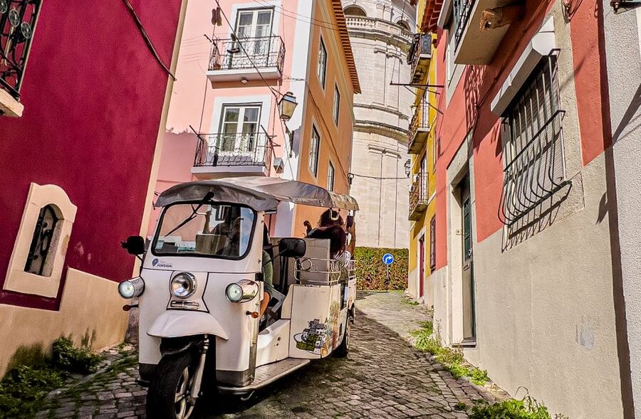 Lisbon: 2h Old Lisbon Tuk Tuk Tour - Why a tuk-tuk works so well in old Lisbon