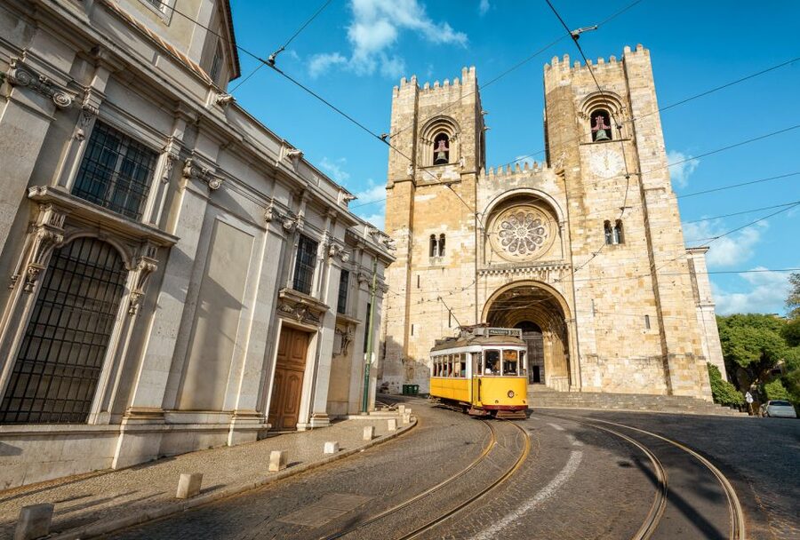 Lisbon: 3-Hour Historical Tour - The best time to schedule this walk