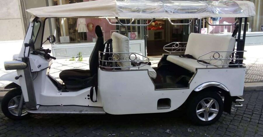 Lisbon: 3-Hour Sightseeing Tour by Tuk-Tuk - Key points at a glance