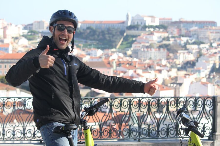 Lisbon: 3-Hour Tour by E-Bike - Avenida da Liberdade shifts the mood