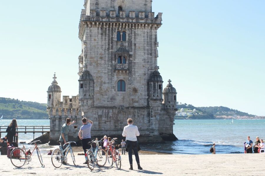Lisbon: 3-Hour Vintage Bike Tour - What the guide can add to the ride
