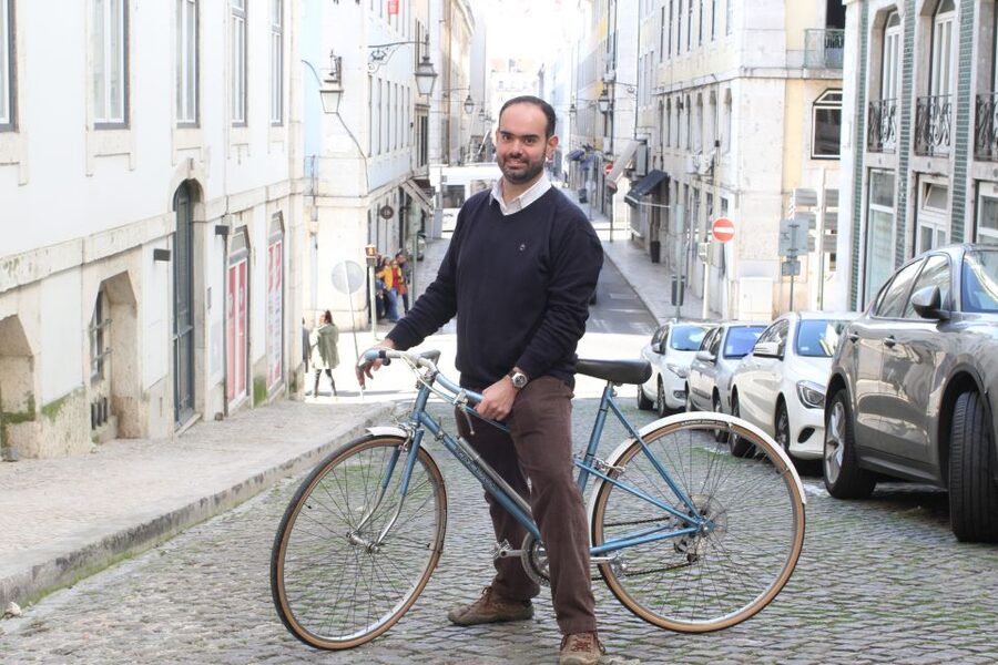 Lisbon: 3-Hour Vintage Bike Tour - The Monument to the Discoveries