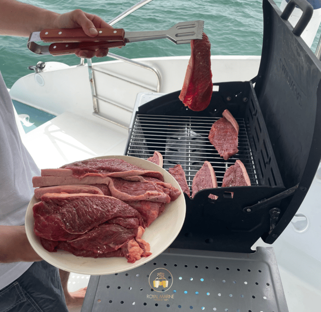 Lisbon: 3H Private Luxury Catamaran Tour with Swimming - Should you book the Lisbon catamaran?