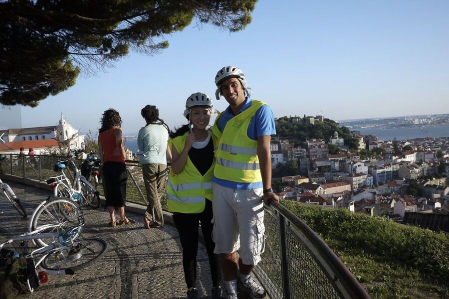 Lisbon: 7 Hills Half-Day Electric Bike Tour - Feira da Ladra, the National Pantheon, and São Vicente de Fora