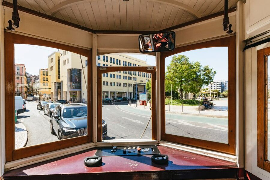 Lisbon: 72/96-Hour Hop-On Hop-Off Bus, Tram & Boat Ticket - Carris trams add practical value