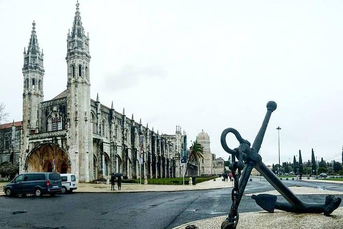 Lisbon (All City) Private Tour - Including Belém & Cristo Rei - Lisbon Cathedral and the old central squares