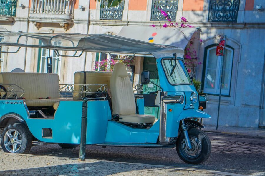 Lisbon: All Viewpoints Tuk-Tuk Tour with a True Local Guide - The guides are a big part of the experience