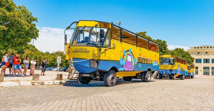 Lisbon: Amphibious Sightseeing Tour - The road portion through Lisbon