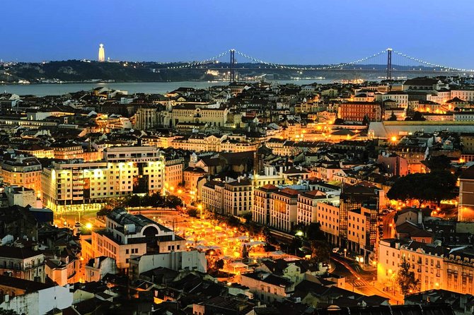 Lisbon: Authentic Fado Show, Dinner and Night Tour - Walking, comfort, and accessibility