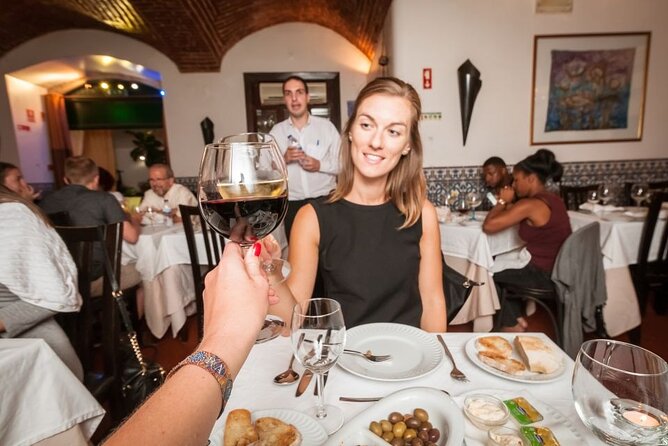 Lisbon: Authentic Fado Show, Dinner and Night Tour - A four-hour evening, from pickup to final drop-off