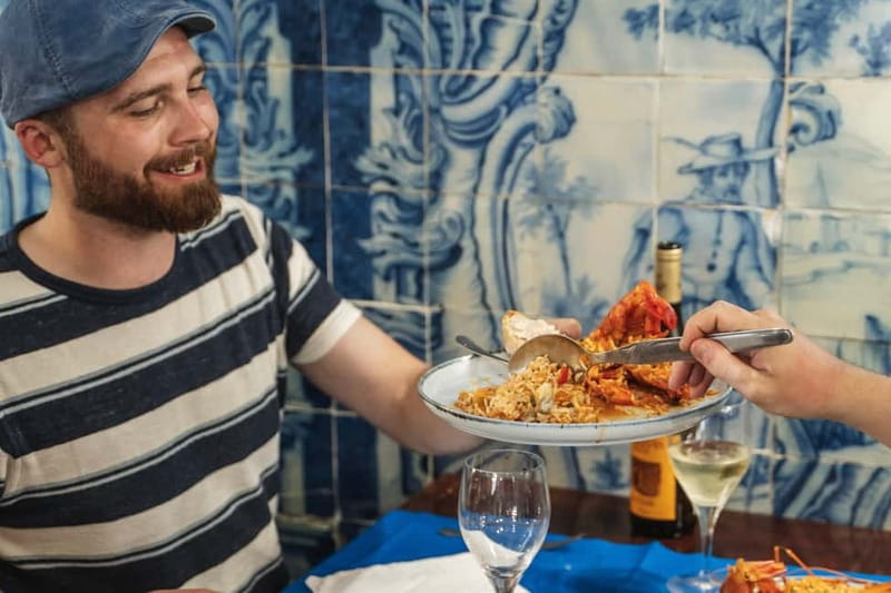 Lisbon: Baixa Food Walking Tour with Drinks - Ginjinha, vinho verde, and the four-drink plan