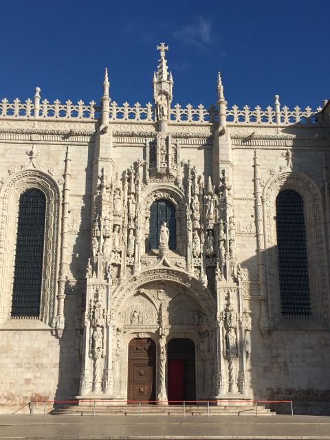 Lisbon: Belem Walking Tour with Jeronimos Monastery Ticket - Why Belém works so well as a walking tour