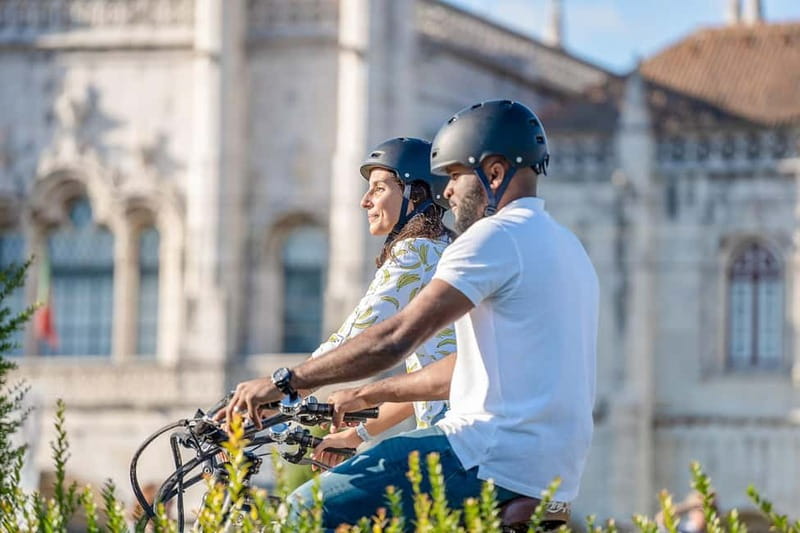 Lisbon Bike Rental Explore At Your Pace - What the equipment includes