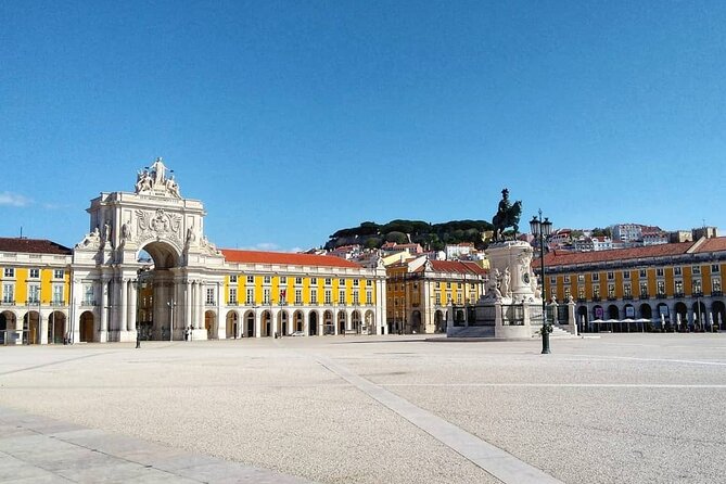 Lisbon Bike Tour: Downhill Downtown Lisbon to Belém - Cais do Sodré and the riverfront ride